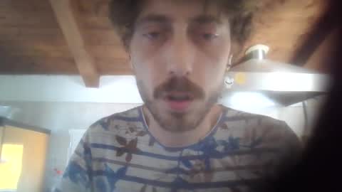 Snapshot of hitmenoww chatting on 24, 5, 2026 hitmenoww online show from 24, 5, 2026