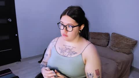 Dina online show from 2, 12, 2025