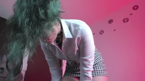 Hitomi Arata online show from 30, 1, 2025