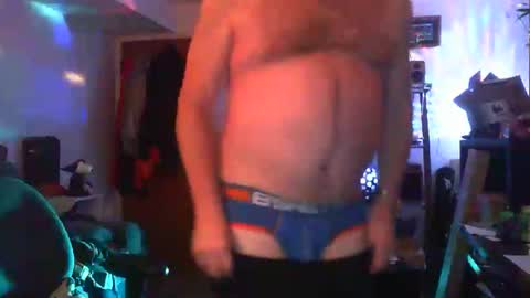 hobbes80 online show from 31, 12, 2024