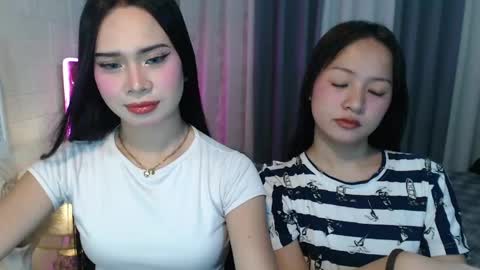 hoelymolly online show from 25, 4, 2026