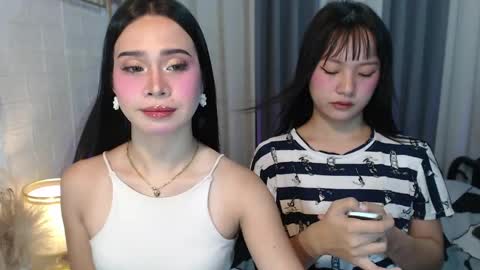 Snapshot of hoelymolly chatting on 6, 5, 2026 hoelymolly online show from 6, 5, 2026