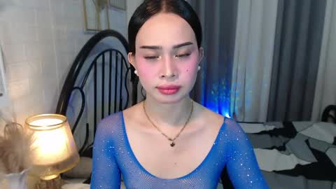 Snapshot of hoelymolly chatting on 15, 5, 2026 hoelymolly online show from 15, 5, 2026