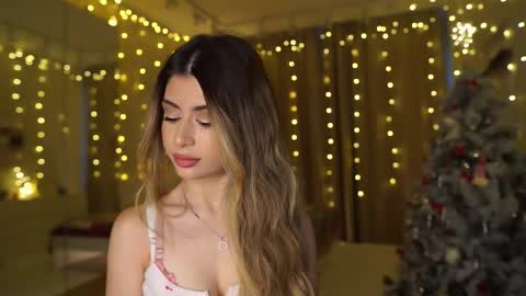 Moni Monica online show from 17, 12, 2025