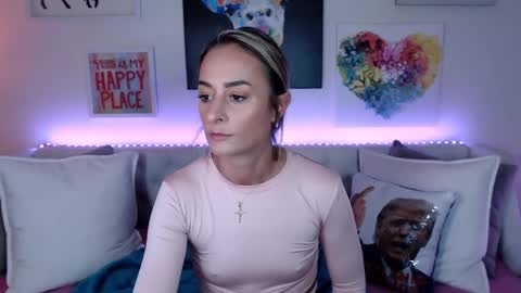 Holi Hurricane online show from 1, 3, 2025