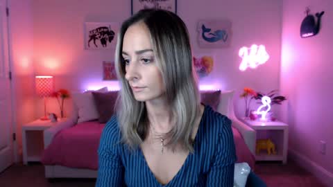 Holi Hurricane online show from 15, 10, 2025