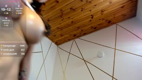 Laura   Hey GuysI have more 40 videos FULL MILK Of Hollymilk1 online show from 16, 1, 2025