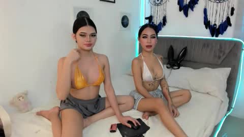 holly_cassandra online show from 8, 3, 2026