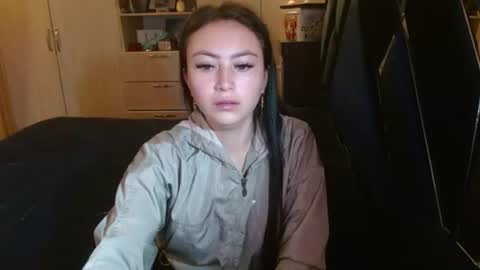 Holly online show from 25, 6, 2026
