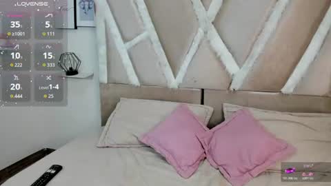 Holly online show from 14, 7, 2026
