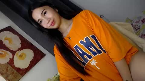 Snapshot of holly_sasa chatting on 20, 3, 2026 Sasa online show from 20, 3, 2026