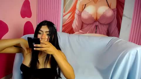 Holly Wastson online show from 1, 7, 2026