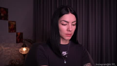 Holly Linder online show from 18, 12, 2024