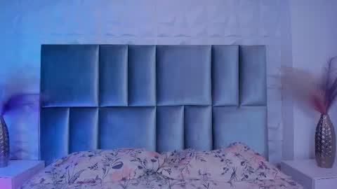 hollypeach_ online show from 30, 7, 2026