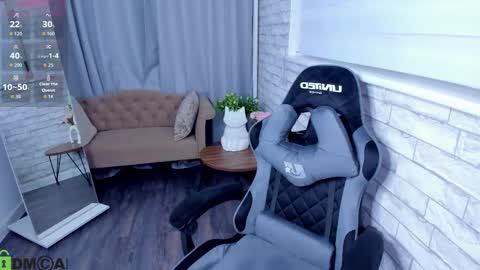 Holly online show from 19, 10, 2025