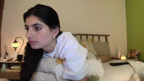 hollyshit_ online show from 21, 4, 2026