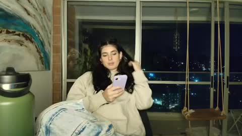 hollyshit_ online show from 27, 4, 2026