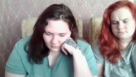 HollyXEva online show from 7, 4, 2026