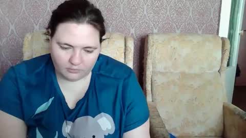 Snapshot of hollyxeva chatting on 15, 4, 2026 HollyXEva online show from 15, 4, 2026