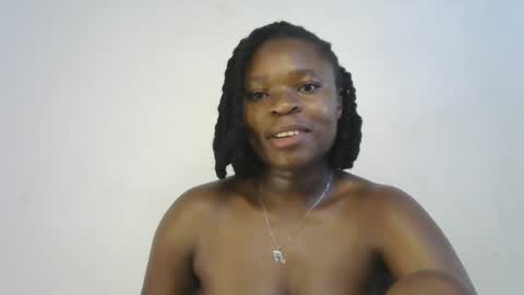 holy_ebony online show from 19, 4, 2026