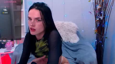 Holy girl online show from 13, 10, 2025