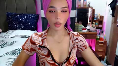 holy_molly1 online show from 9, 11, 2025