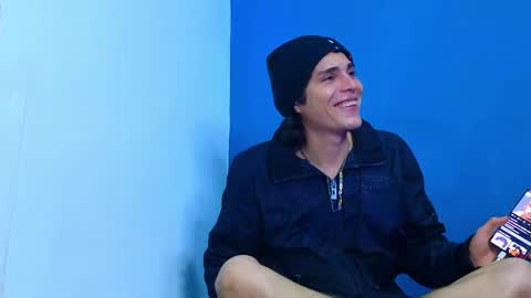      online show from 19, 2, 2025