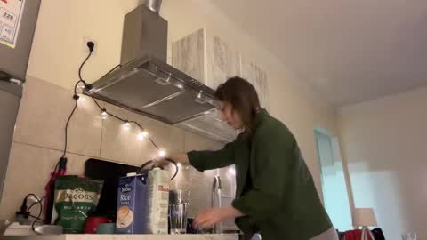 dori not holy get my tg channel with link from description under last photo online show from 1, 3, 2025