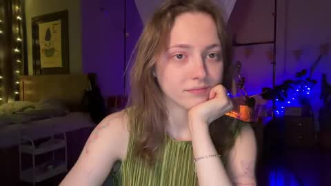 dori not holy get my tg channel with link from description under last photo online show from 23, 4, 2026