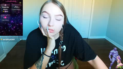 Snapshot of holyweed420 chatting on 14, 1, 2025 Viktoria online show from 14, 1, 2025