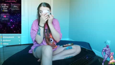 Snapshot of holyweed420 chatting on 17, 1, 2025 Viktoria online show from 17, 1, 2025