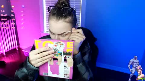 Snapshot of holyweed420 chatting on 26, 11, 2025 Viktoria online show from 26, 11, 2025