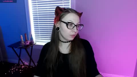 Snapshot of holyweed420 chatting on 2, 2, 2026 Viktoria online show from 2, 2, 2026