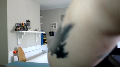 Honey online show from 1, 10, 2025