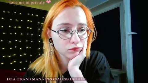 Honelints boyblonde hair AsterMIntfemboybrown hair online show from 28, 1, 2025