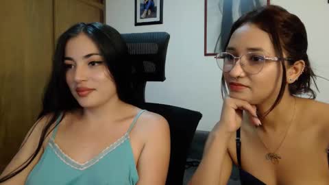 Snapshot of honey_aynur chatting on 17, 2, 2026 Honey Aynu online show from 17, 2, 2026