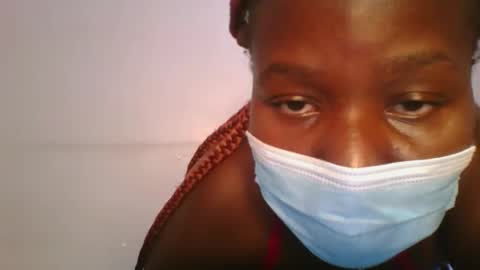 Snapshot of honey_beb chatting on 18, 9, 2025 honey_beb online show from 18, 9, 2025