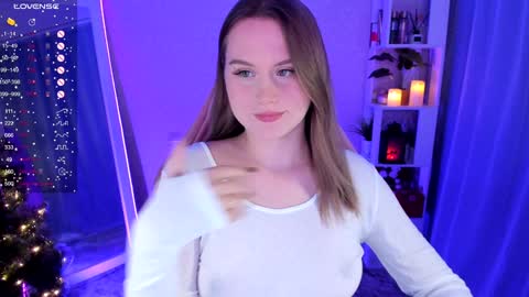 Snapshot of honey_blondee chatting on 12, 1, 2025 Tammy online show from 12, 1, 2025