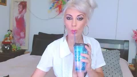 honey_lara online show from 16, 7, 2026
