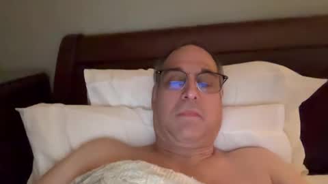 honey_man14 online show from 23, 2, 2025