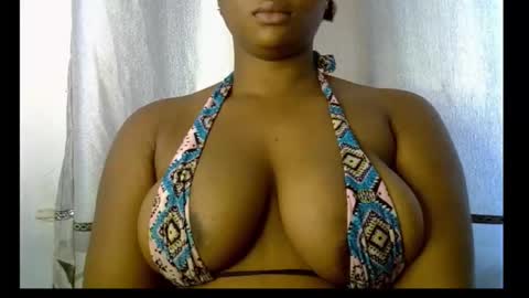 honey_plumx1 online show from 4, 12, 2025