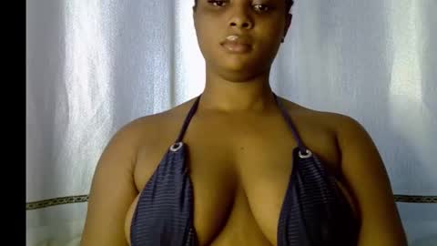 honey_plumx1 online show from 19, 12, 2025