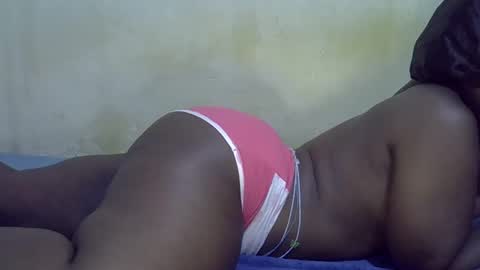 honey_sunshiny online show from 20, 4, 2026