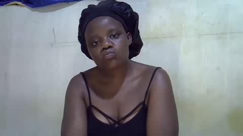 honey_sunshiny online show from 25, 4, 2026