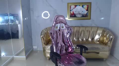 HONEY  online show from 1, 2, 2025