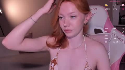 Snapshot of honeyautumn chatting on 11, 6, 2026 honeyautumn online show from 11, 6, 2026