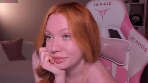 Snapshot of honeyautumn chatting on 18, 6, 2026 honeyautumn online show from 18, 6, 2026