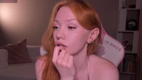 Snapshot of honeyautumn chatting on 27, 6, 2026 honeyautumn online show from 27, 6, 2026