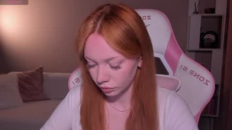 Snapshot of honeyautumn chatting on 12, 7, 2026 honeyautumn online show from 12, 7, 2026