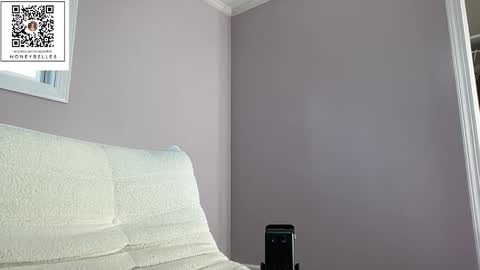 belle brunette online show from 5, 1, 2026